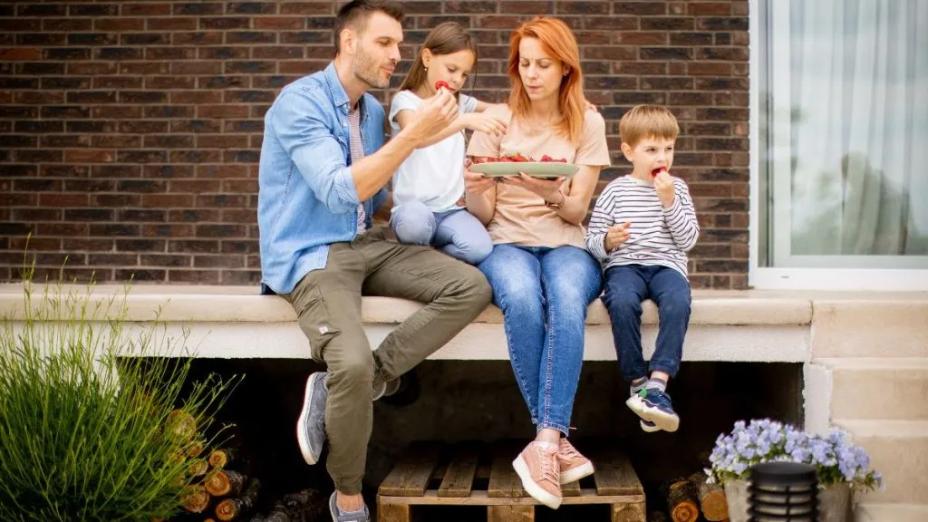 are stepparents legal guardians?