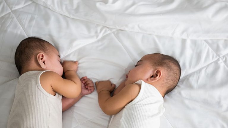when do babies stop catnapping